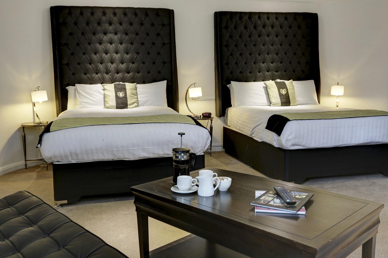 Barons Court Hotel วอลซอลล์ ภายนอก รูปภาพ