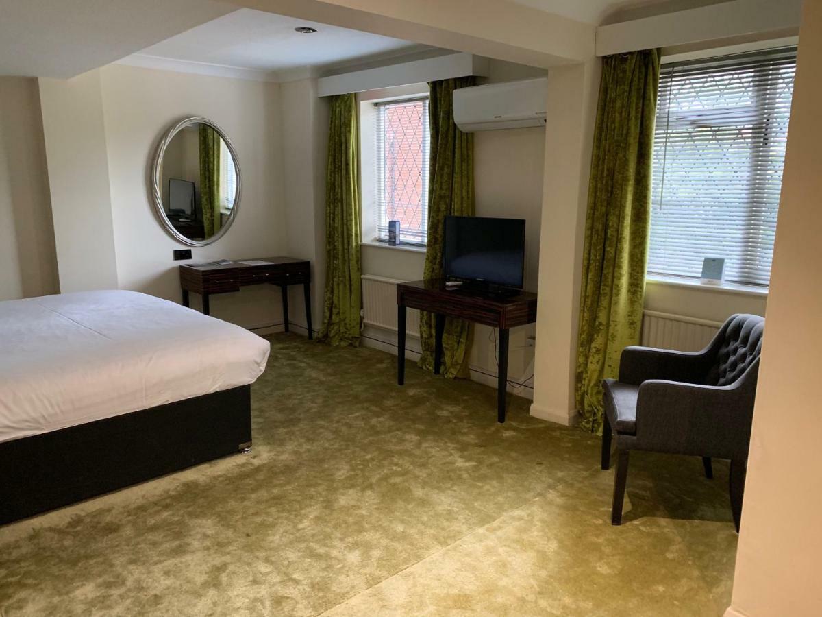 Barons Court Hotel วอลซอลล์ ภายนอก รูปภาพ
